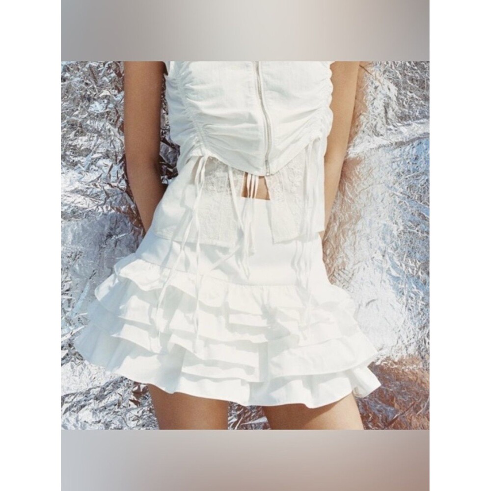 NEW Zara White Coquette Tiered Ruffle Mini Skort Skirt Women’s Size Medium